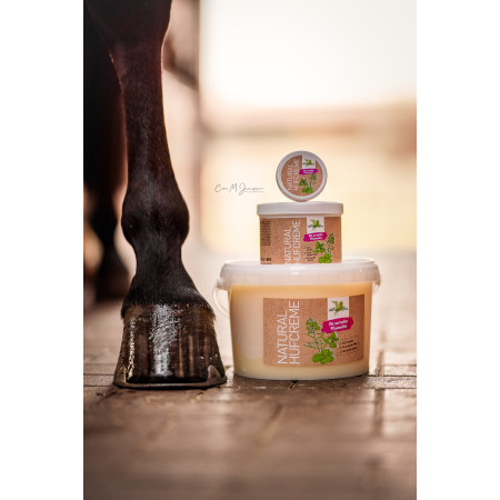 Crema naturala pentru ingrijire copite BENSE & EICKE Natural Hoof Cream