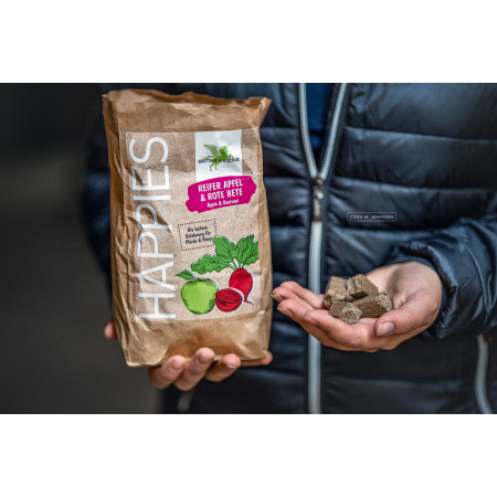 Recompensa alimentara BENSE & EICKE Happies apple & beetroot 1 kg