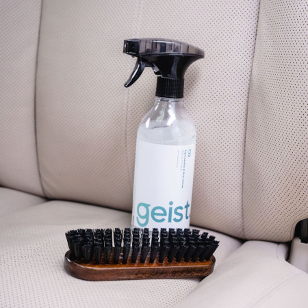 Solutie curatare piele si vinilin GEIST Rapid Leather & Vinyl Cleaner  90.00 lei