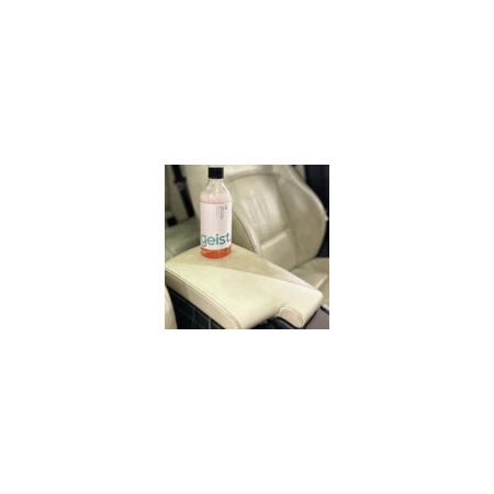 Solutie cu putere mare de curatare piele si vinilin GEIST. Rapid Leather & Vinyl Cleaner PRO